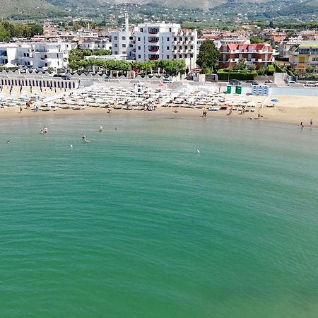 Bajamar Beach Hotel Formia Eksteriør bilde