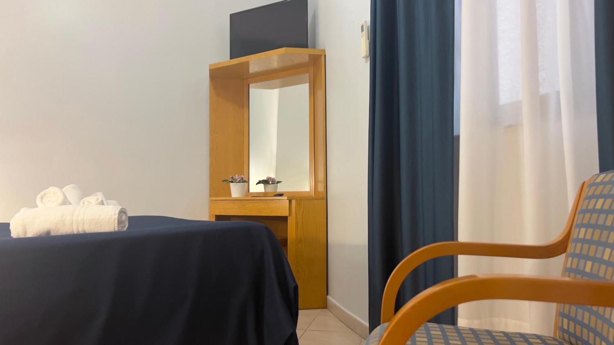 Bajamar Beach Hotel Formia Eksteriør bilde