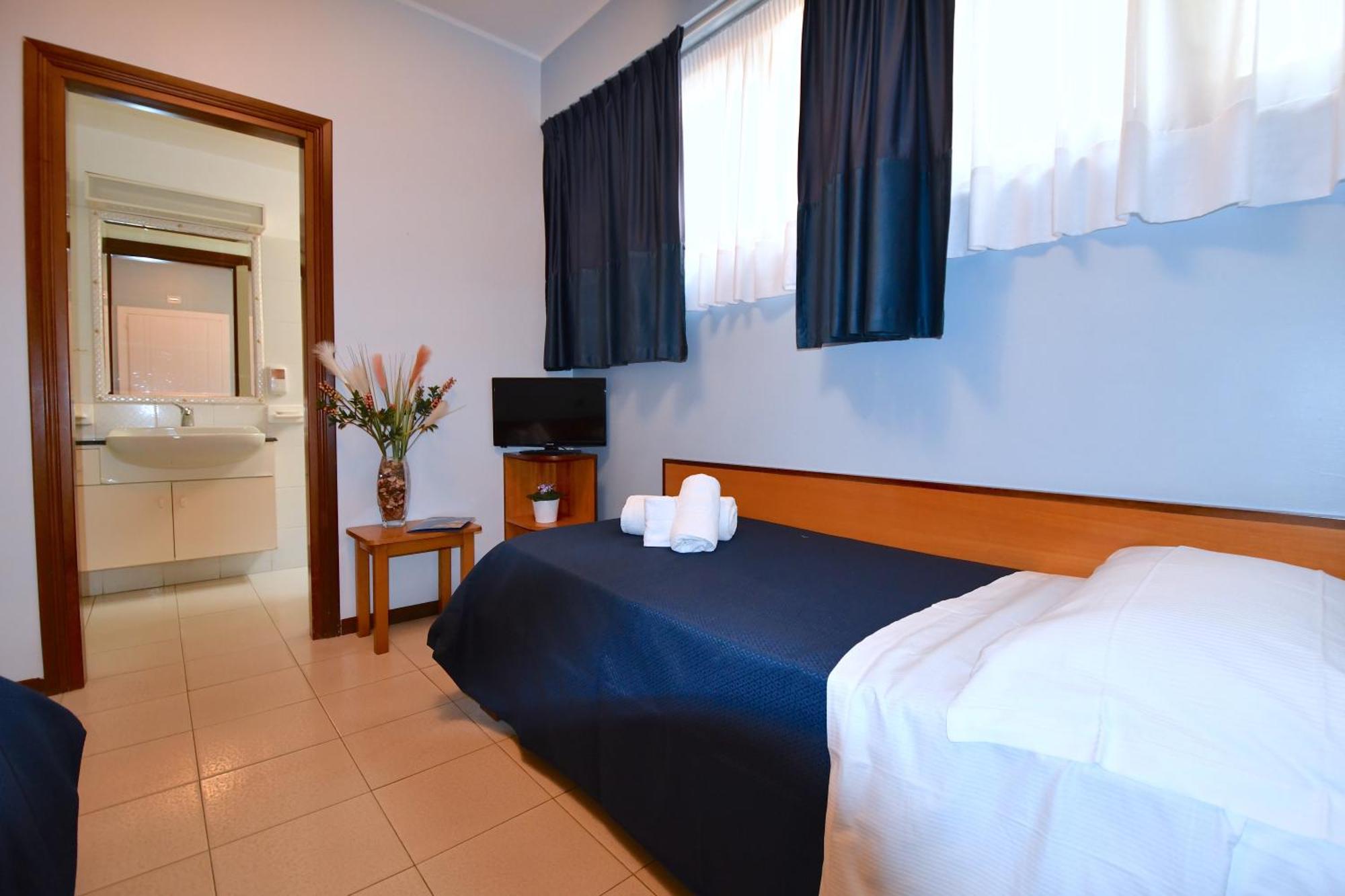 Bajamar Beach Hotel Formia Eksteriør bilde