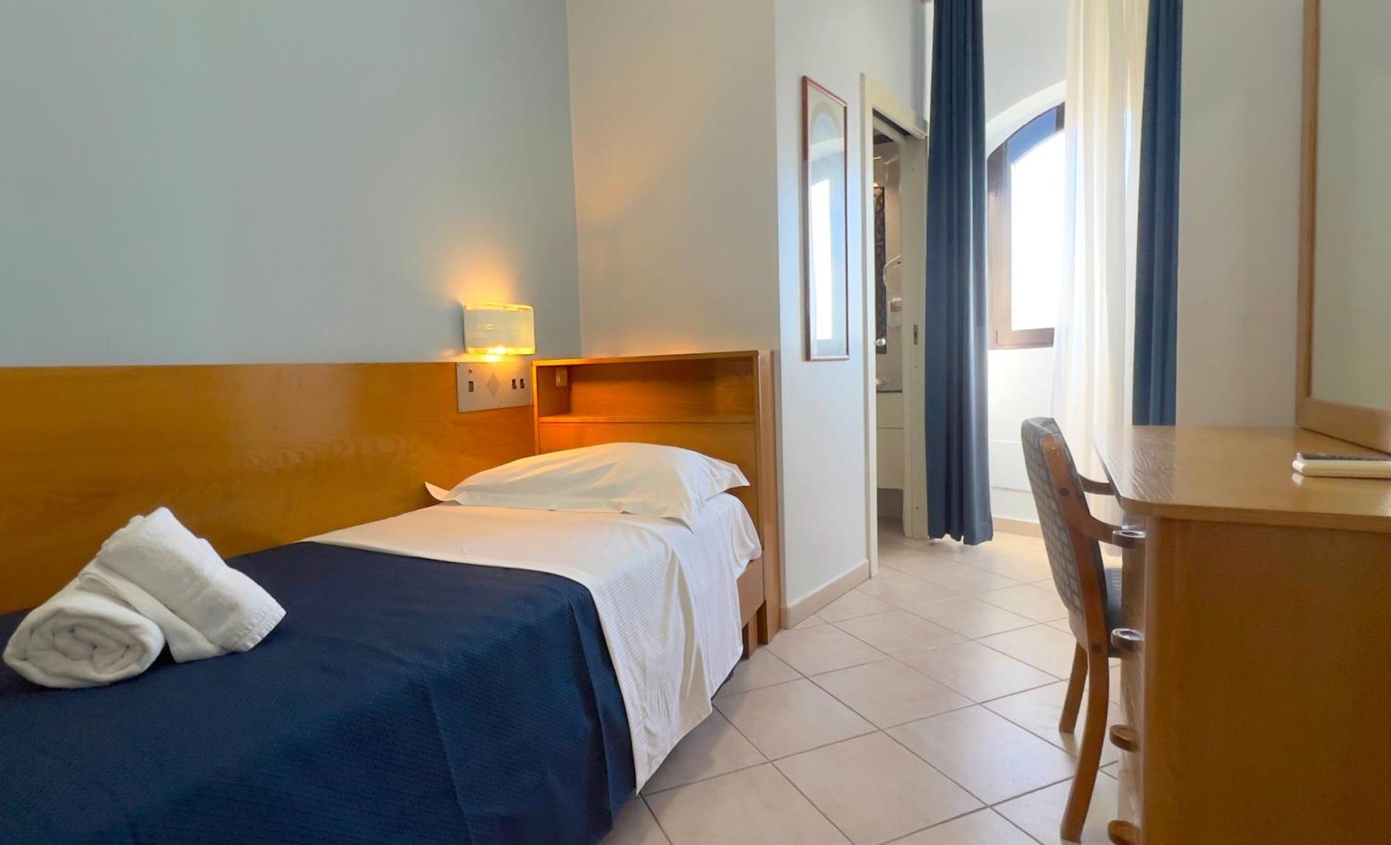Bajamar Beach Hotel Formia Eksteriør bilde