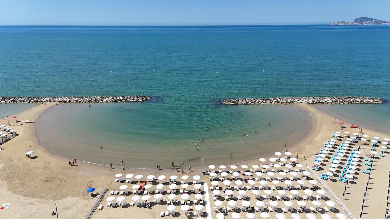 Bajamar Beach Hotel Formia Eksteriør bilde